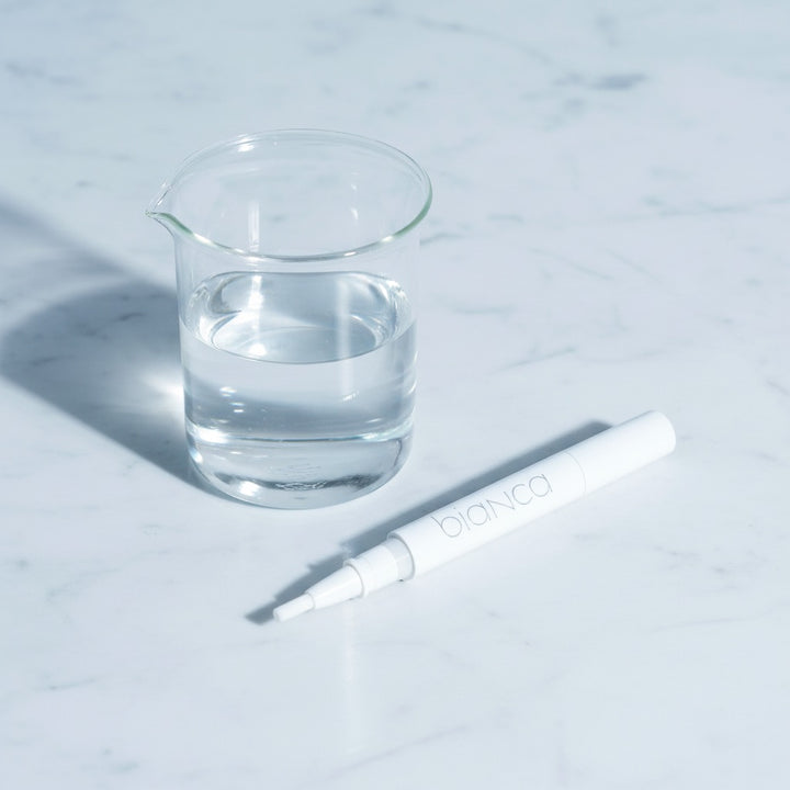 Bianca Bright whitening pen with hydrogen peroxide science concept